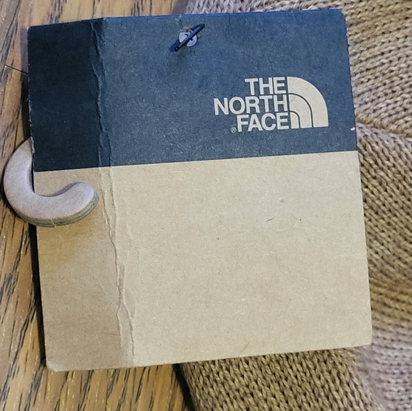 The North Face Jim Beanie One Size Fits All BWT Bestway Tire Toque BNWT B52 - Picture 3 of 7